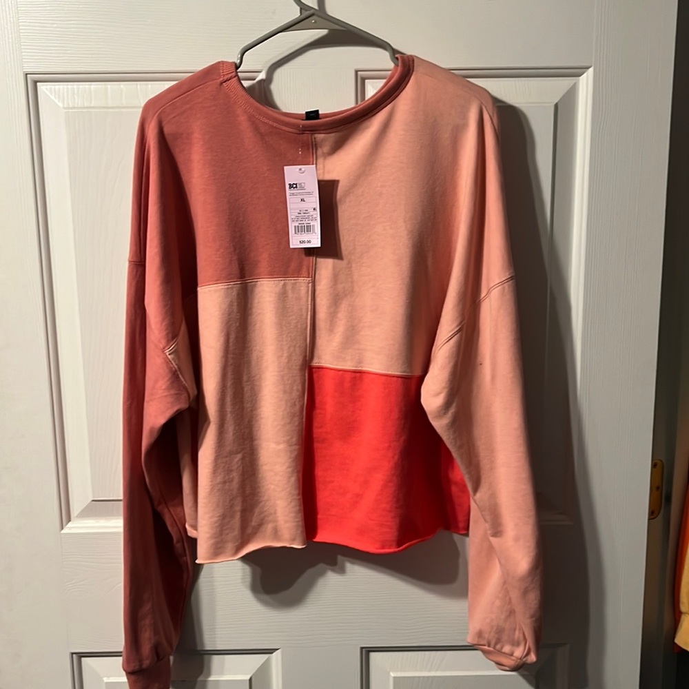 Cropped Crewneck coral color block